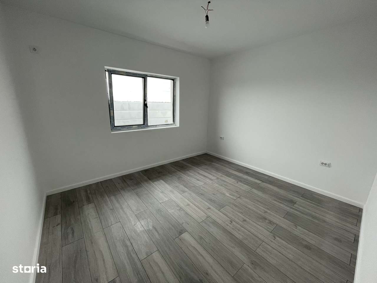 Casa 4 camere Clinceni / Incalzire in pardoseala-11