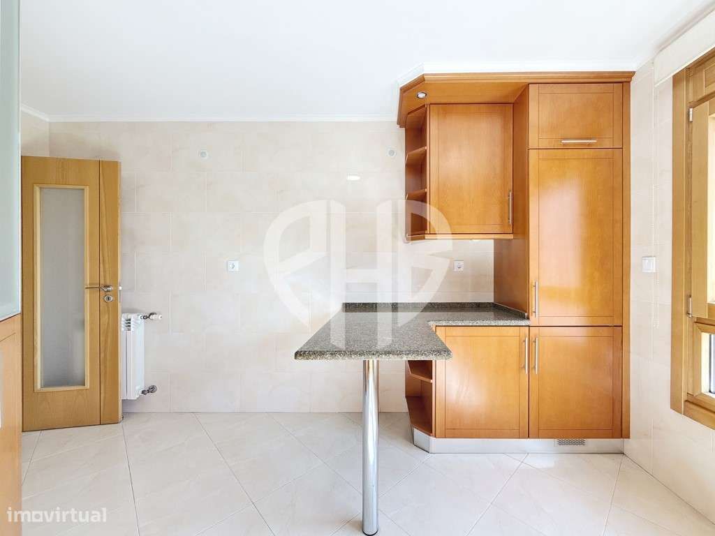 Apartamento T3 // Colinas do Cruzeiro-14