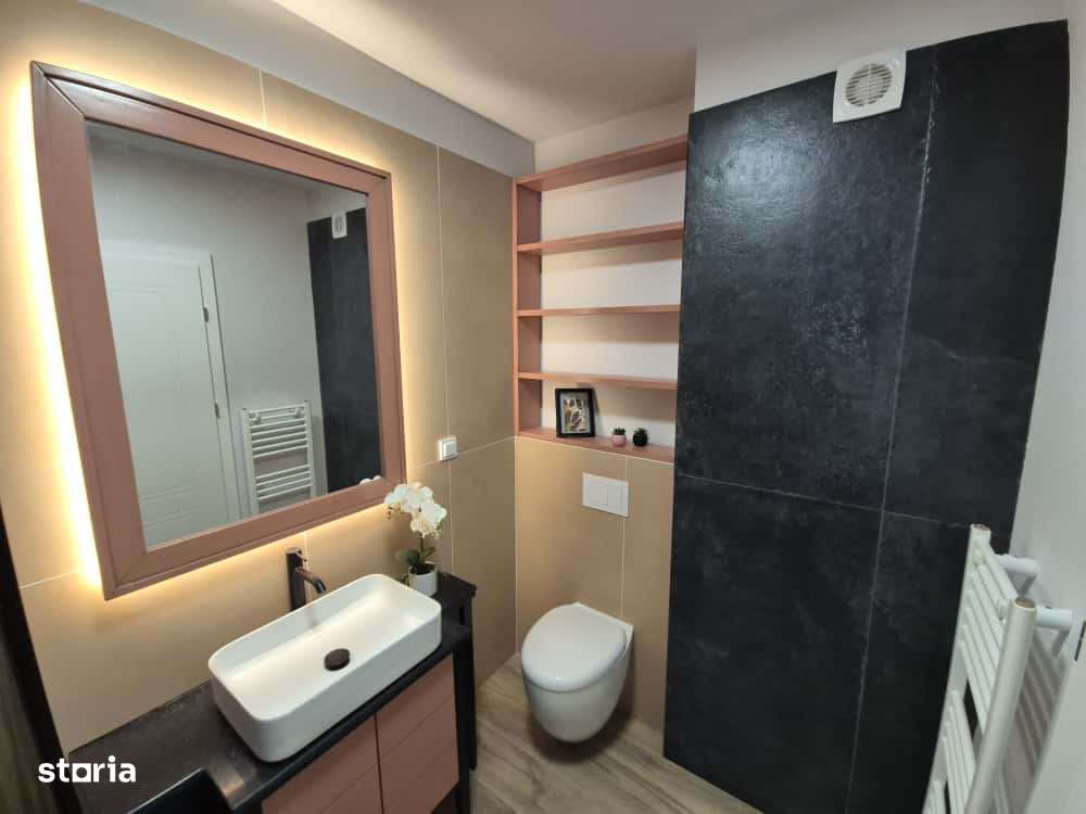 Apartament 3 camere, TOTUL NOU, etaj 6/8, garaj, strada EROILOR-11