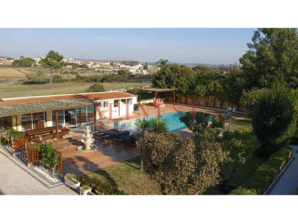 QUINTA COM MORADIA E TERRENO RÚSTICO - Grande imagem: 3/34