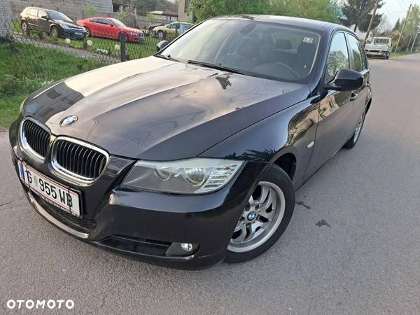 BMW Seria 3 316i - 1