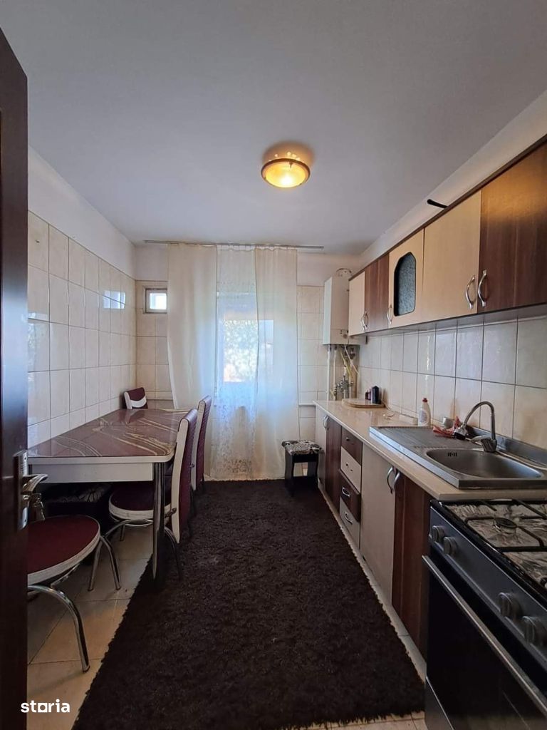 De vanzare apartament 2 camere , etajul 1 , mobilat , utilat , 38500 e