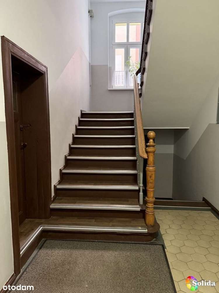 Wyjątkowe mieszkanie 109, 83 m2 w centrum Jelenia-13