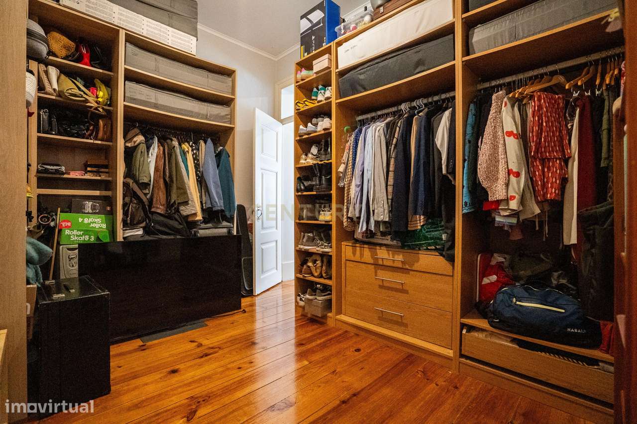 Apartamento T3, em São Vicente, com Pé Direito Alto e Tetos Trabalhado-20