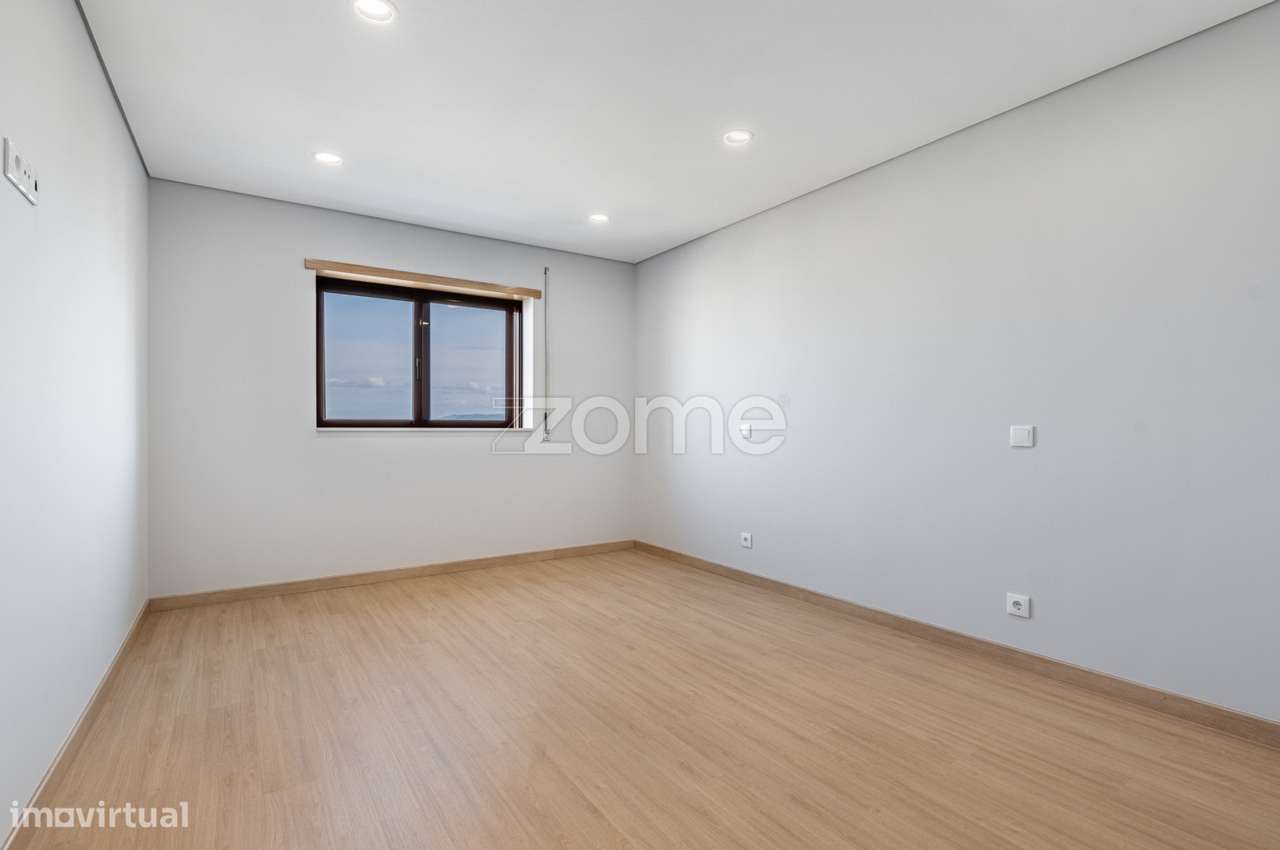 Apartamento T2 renovado em São Vicente, Braga - Grande imagem: 1/27