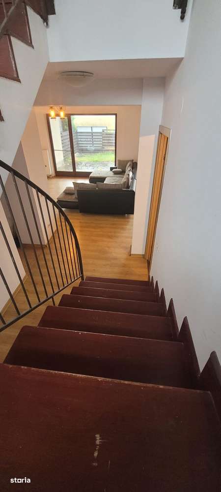 Inchiriez casa (parte din 6 case insiruite) in Ghimbav, str. Zambilei - Imagine principală: 5/9