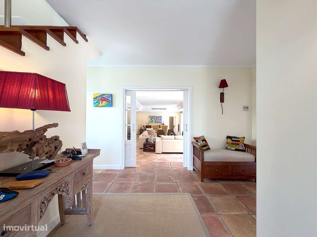 Moradia com Piscina, lote de 865 m2, a vendas nas Casas de Azeitão-7