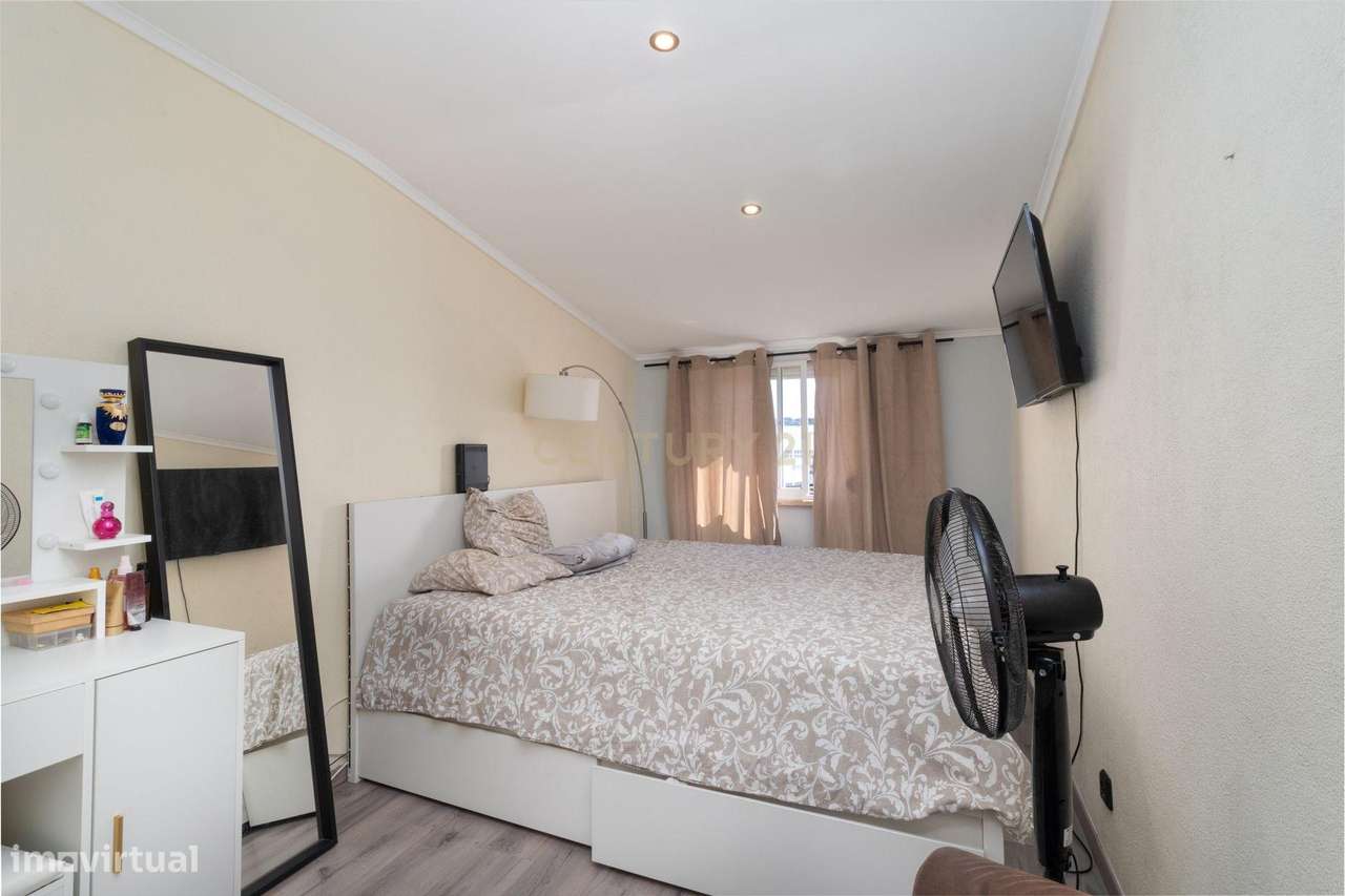 Oportunidade única de investimento em Odivelas – 50% de prédio em prop - Grande imagem: 5/37