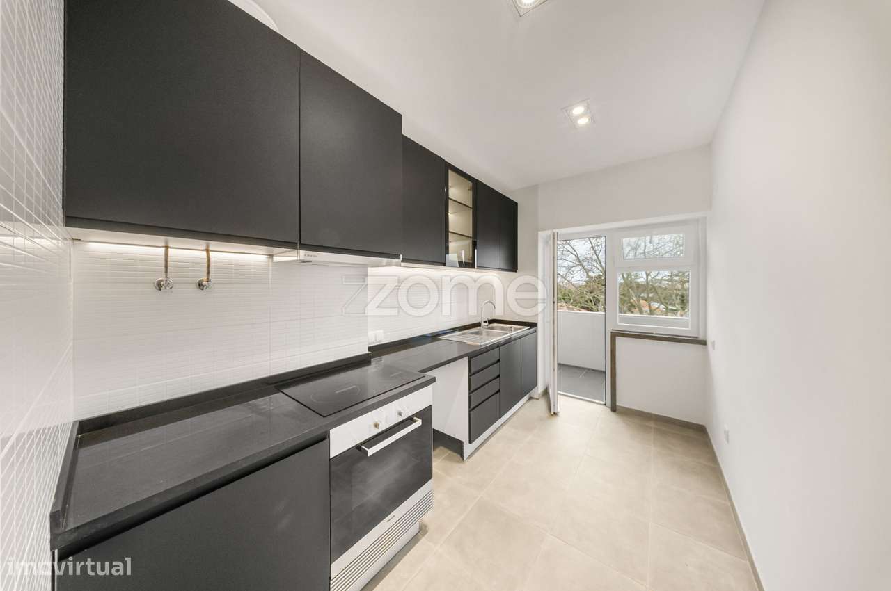 T3 Renovado a 5 Minutos da Praia, São João do Estoril-22