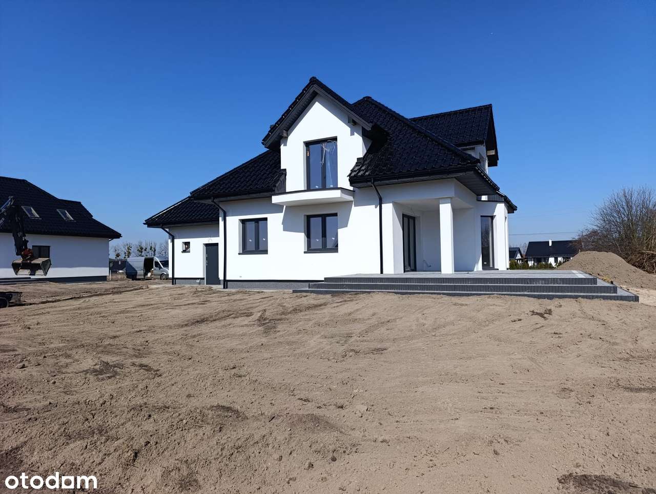 Dom, który przyciąga spojrzenia i zatrzymuje na dłużej - Pełny obrazek: 5/9