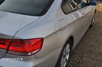 BMW Seria 3 320i Coupe - 10