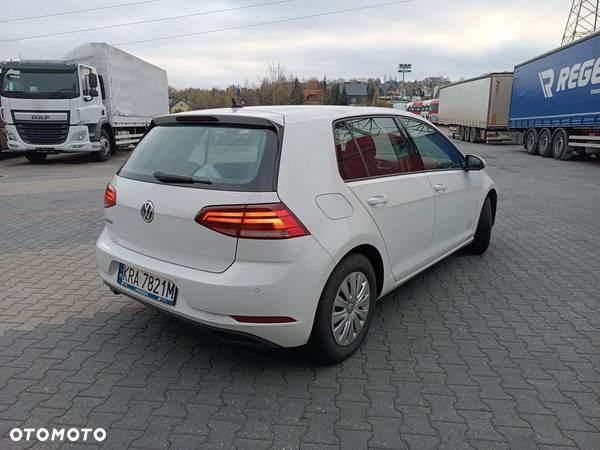 Volkswagen Golf VII 1.6 TDI BMT Comfortline - 11