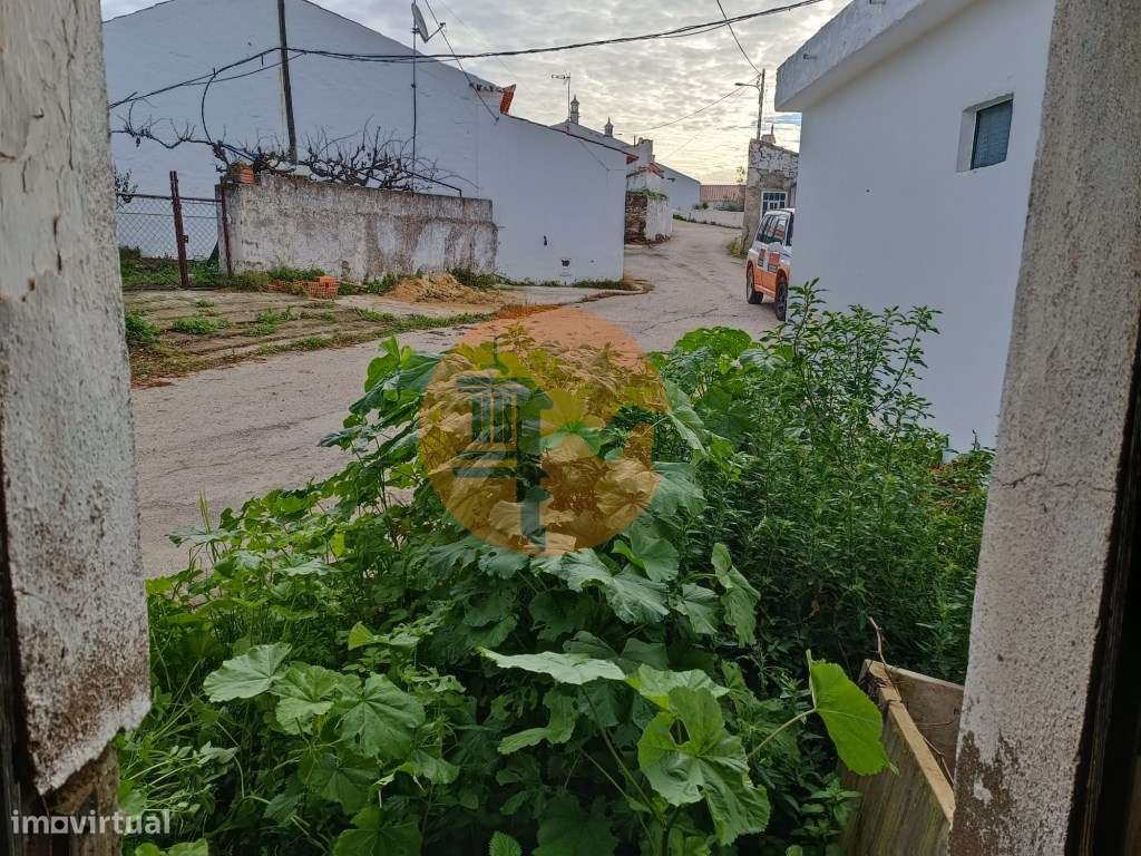 MORADIA DE ALDEIA - COM 37 M2 - PARA RECONSTRUIR - CORTE DA SEDA - ... - Grande imagem: 4/38