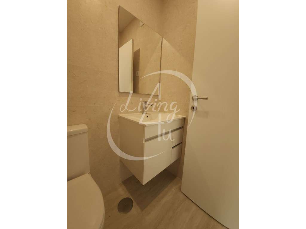 MORADIA T3 GEMINADA - SANTA CATARINA-7