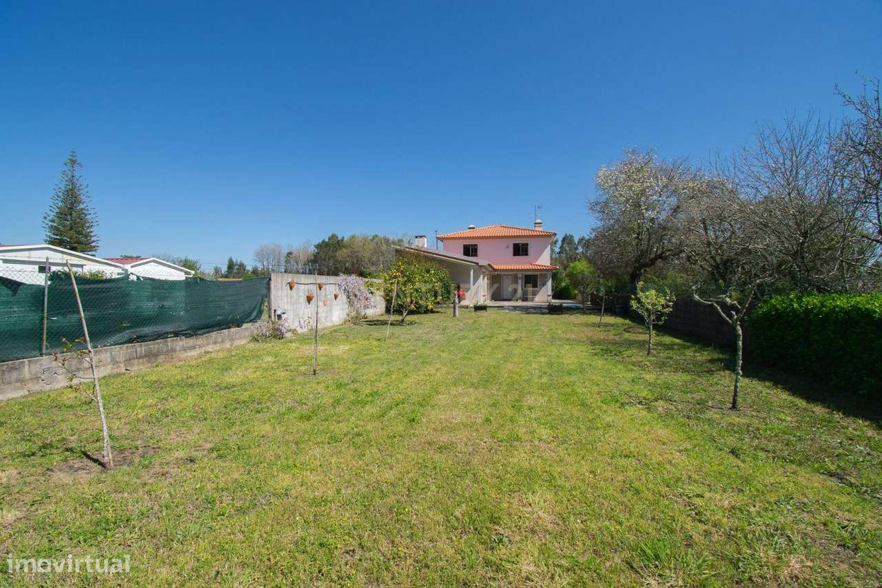Espetacular Moradia em Vilamar, Cantanhede - 5 Quartos - Grande imagem: 4/39