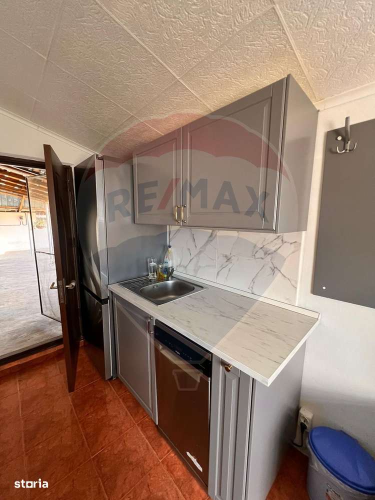 Casă / Vilă cu 4 camere de vânzare în zona Central - Imagine principală: 5/20