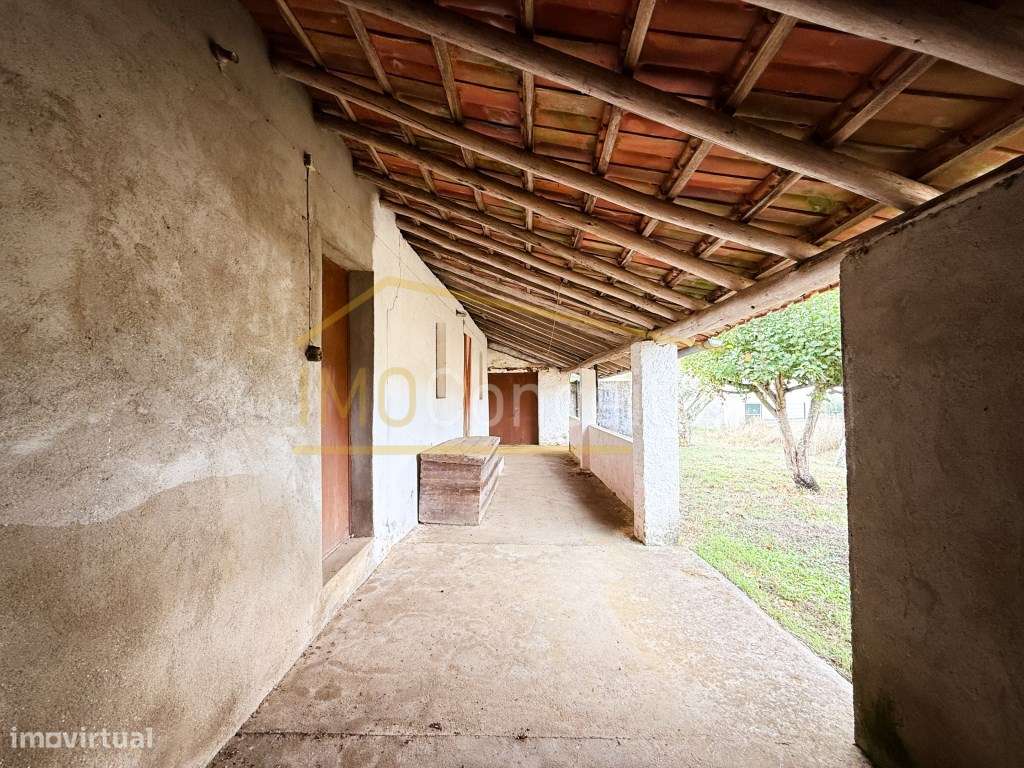 CASA TÉRREA T2| GARAGEM| TERRENO - Grande imagem: 4/15