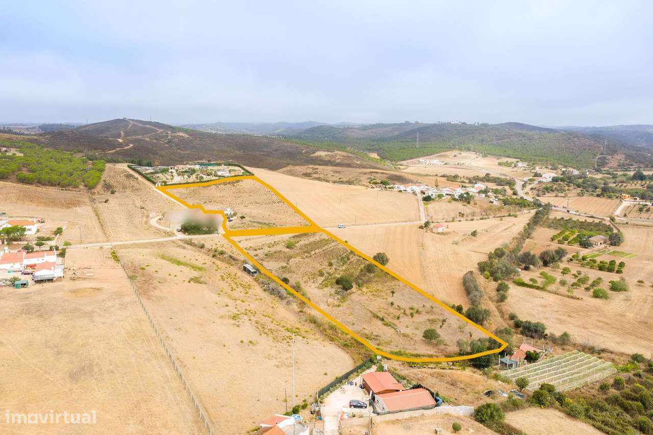 TERRENO RÚSTICO COM RUÍNA NO COTIFO, LAGOS - Grande imagem: 3/11