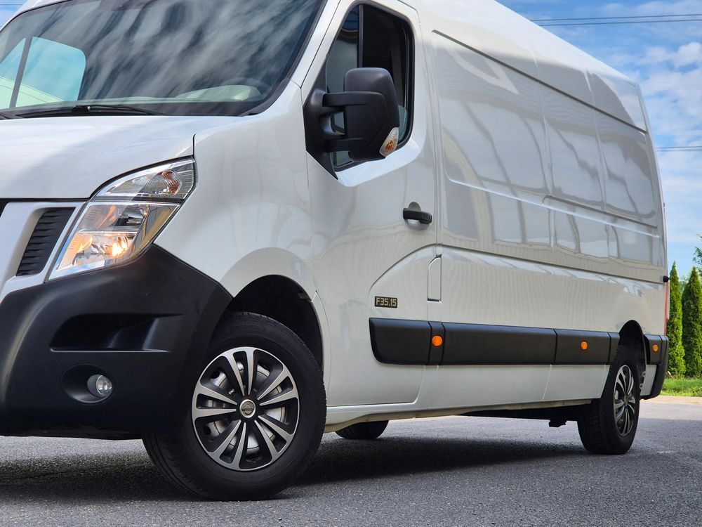 Nissan NV400 2013
