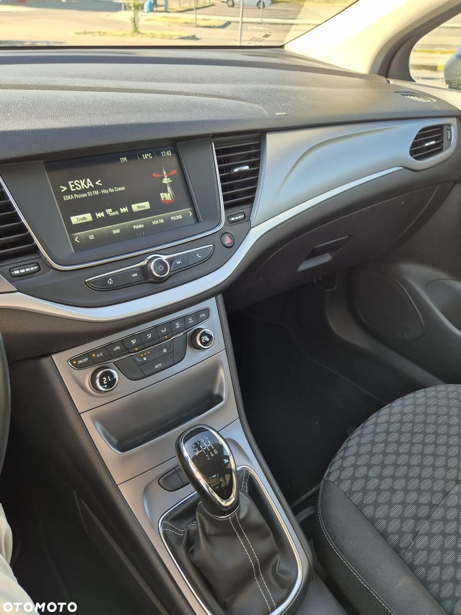 Opel Astra IV 1.6 CDTI Cosmo - 11