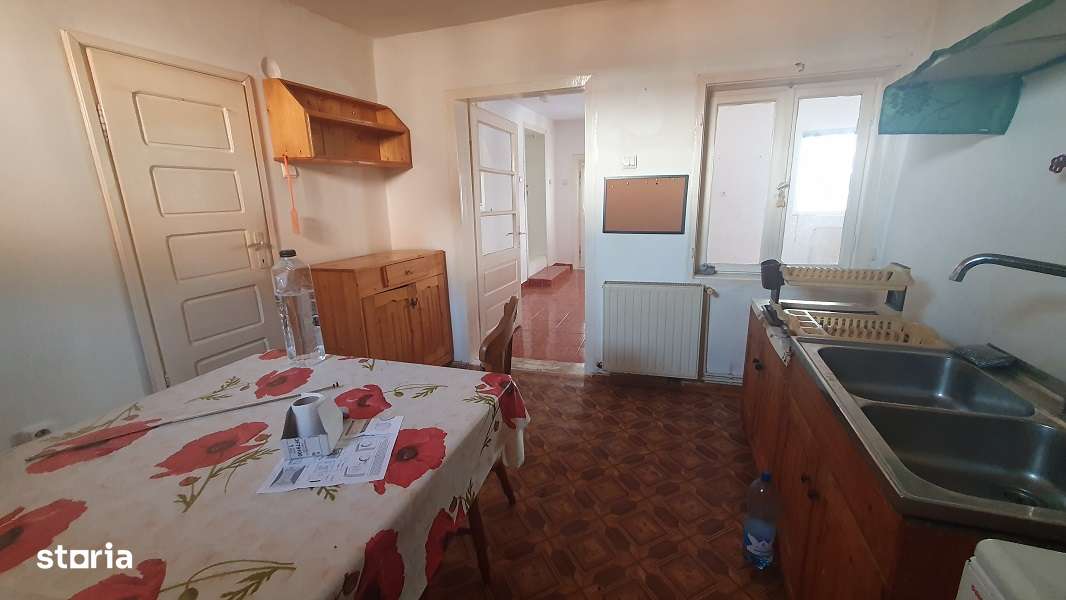 Vand casa 4 camere in Vladimirescu - ID : RH-30643-property - Imagine principală: 5/20