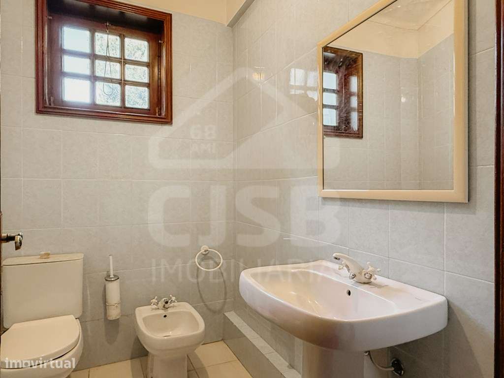 Moradia Isolada T5+3 em Salvaterra de Magos-20