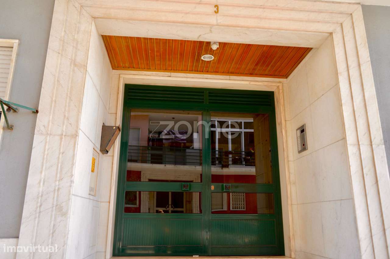 Apartamento T3 - Vale Mourão-29