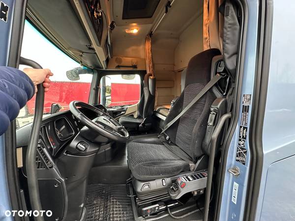 Mercedes-Benz Actros - 10