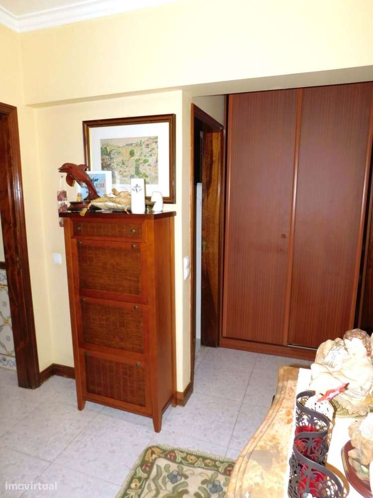 Apartamento T3 - Cascais (Guia/Bairro do Rosário)-22