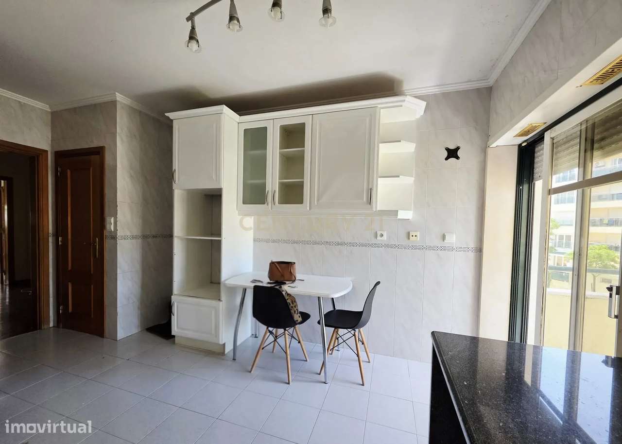 Apartamento T3 com garagem, em São Domingos de Rana, Cascais-8