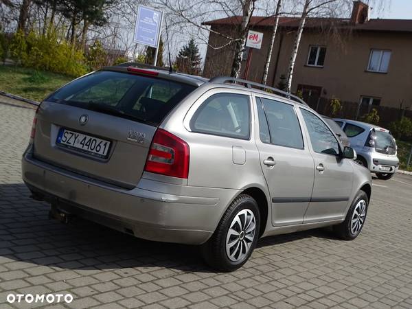 Skoda Octavia 2.0 TDI Ambiente - 9