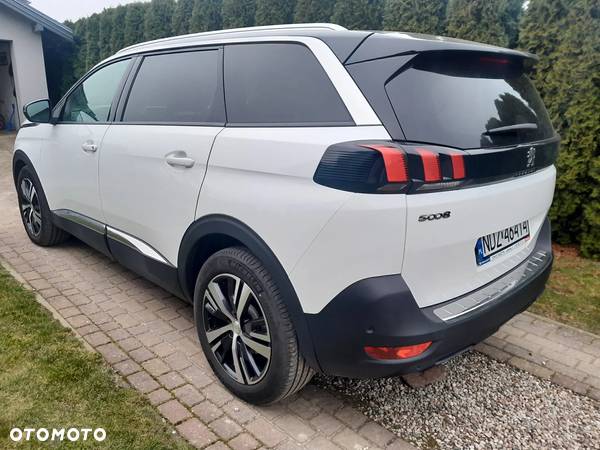 Peugeot 5008 1.2 PureTech Allure S&S EAT8 - 3