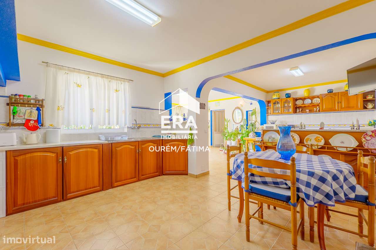 Moradia T5, Rio de Couros, Ourém-20
