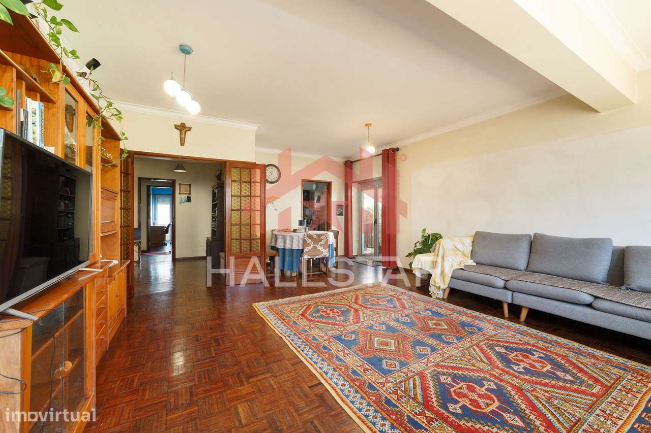 Apartamento T3 / Anexo / Sótão / Terraço com 90m2 / Quinta da Alçada - Grande imagem: 2/32