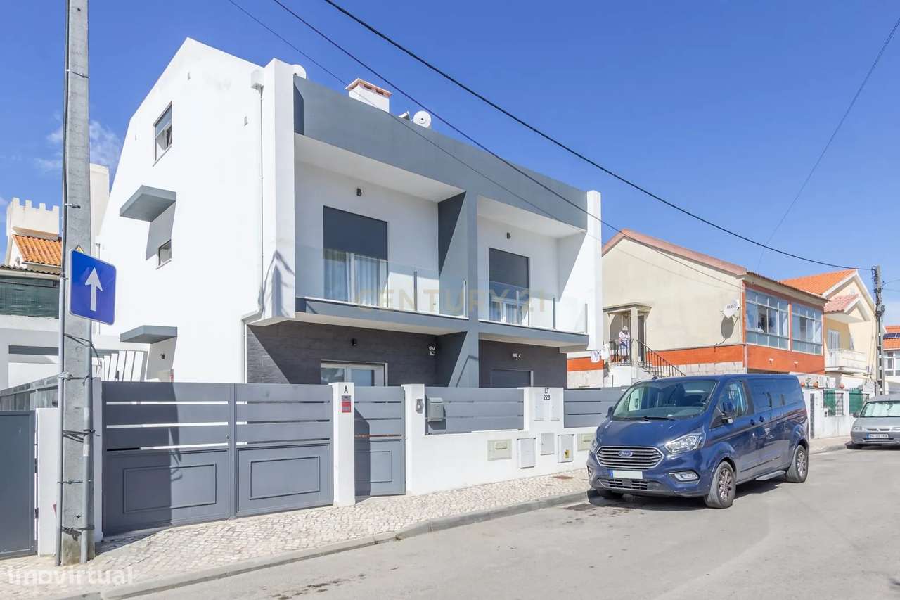 Moradia Geminada como Nova na Quinta do Conde-34