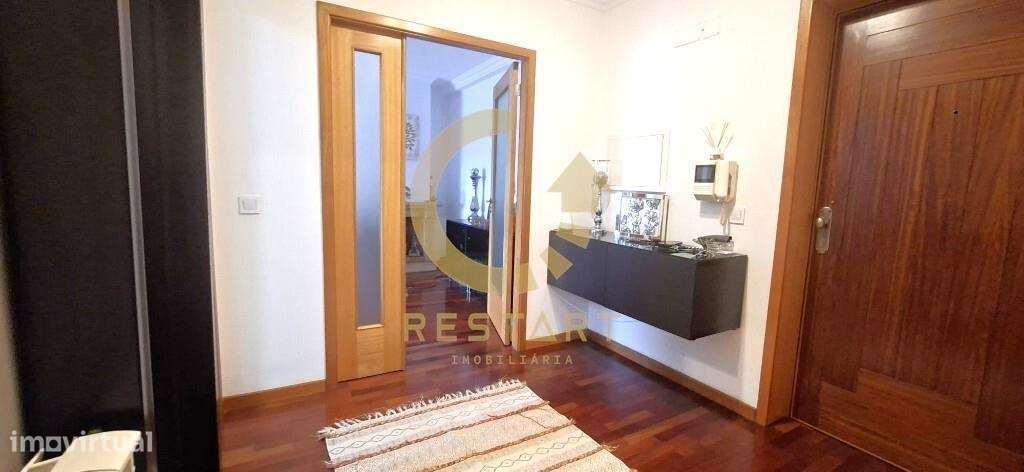 Apartamento T2, Garagem e Arrumos | Valongo-16