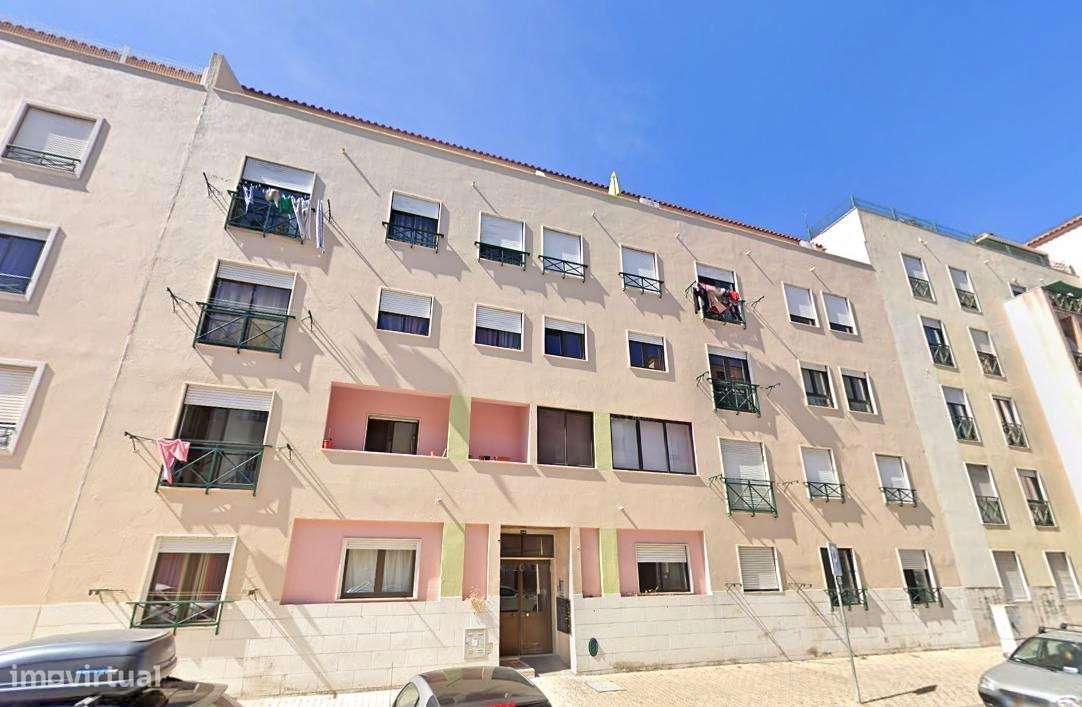 Apartamento T3 com 126 m² na Quinta do Conde.-0