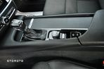 Volvo V90 D4 Geartronic Momentum - 32