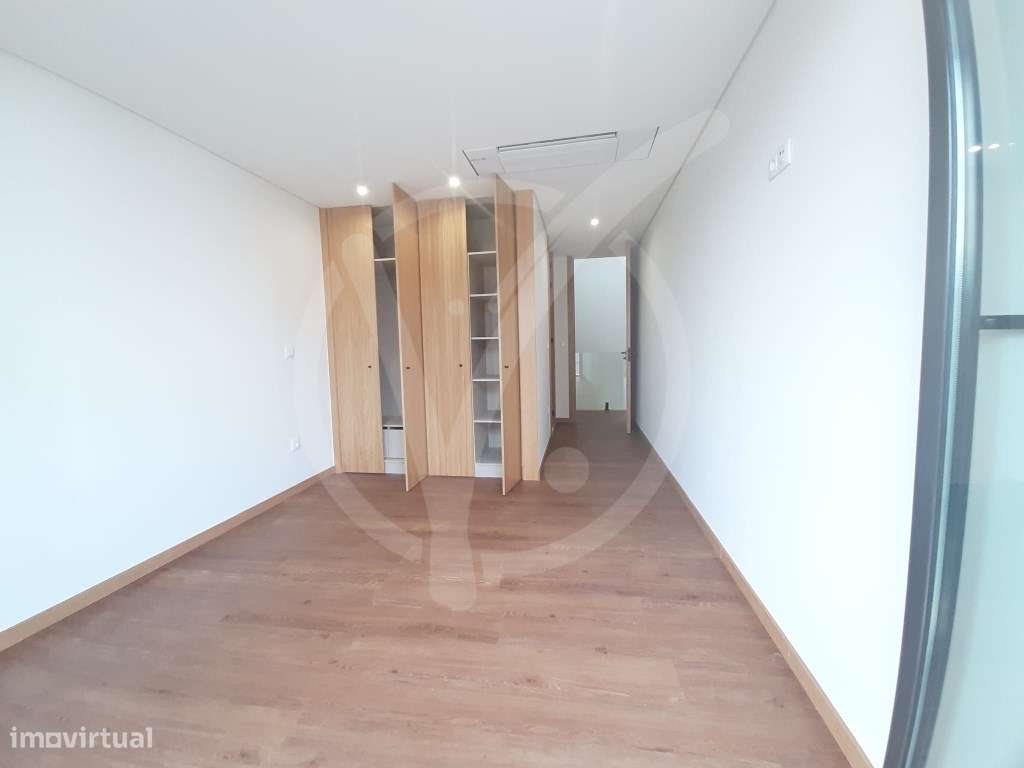 Moradia T2 NOVA junto à praia de Aver-o-Mar na Póvoa de Varzim-7