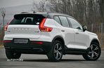 Volvo XC 40 D4 AWD R-Design - 8