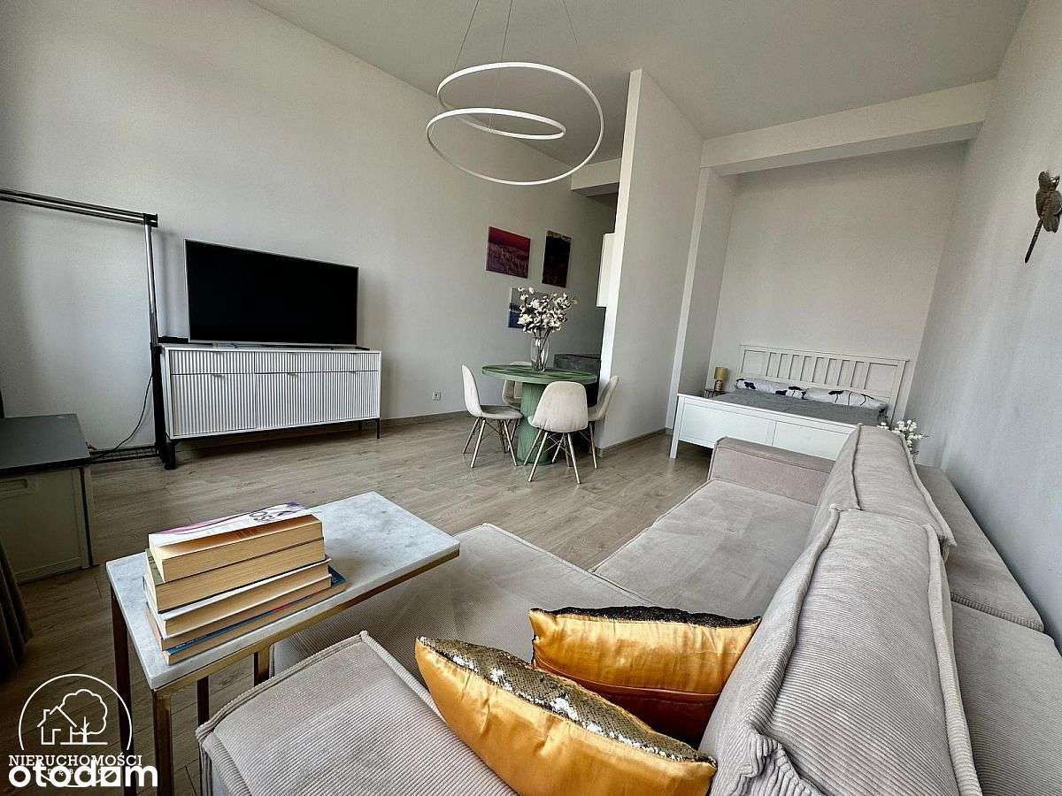 Duża kawalerka na 1 piętrze w Centrum ,wysoki stan - Pełny obrazek: 4/10