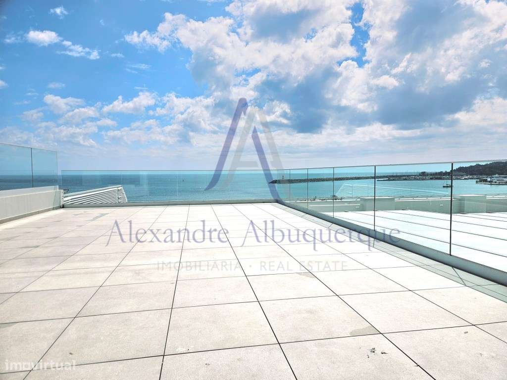 Apartamento T0+1 com solário na 1º linha da praia-4