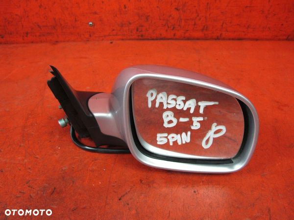 VW PASSAT B5 LIFT FL 00-03 LUSTERKO PRAWE 5 PIN EU - 1