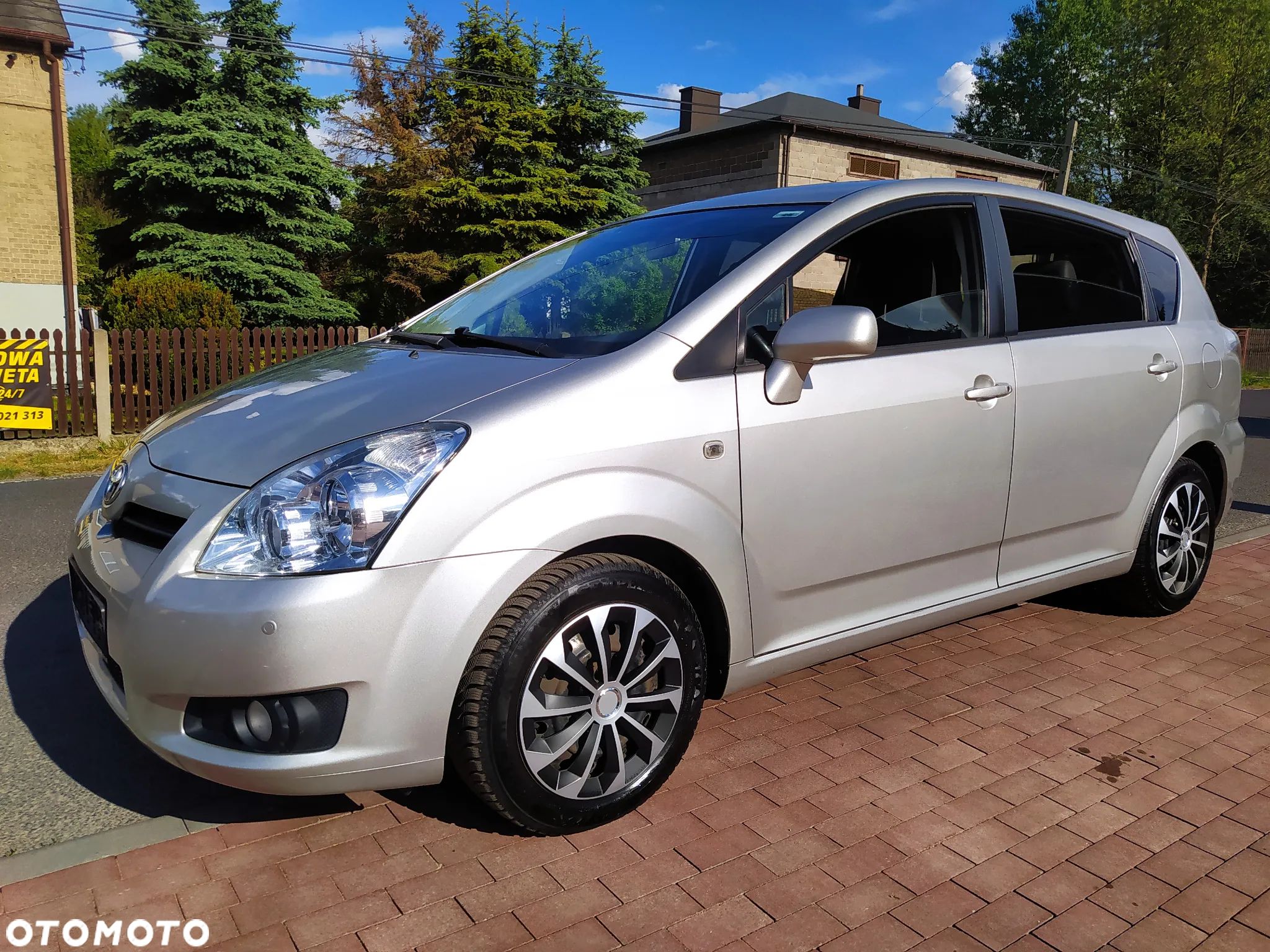 Toyota Corolla Verso 1.8 Gold 7os - 1