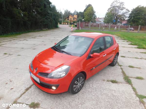 Renault Clio 1.6 16V Expression - 1