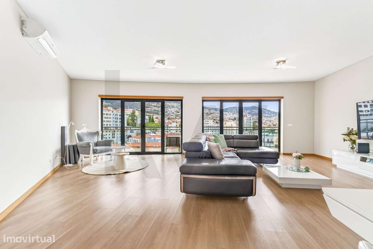 Apartamento T3 de Excelência com Licença de Alojamento Local | Rua 5 d-5
