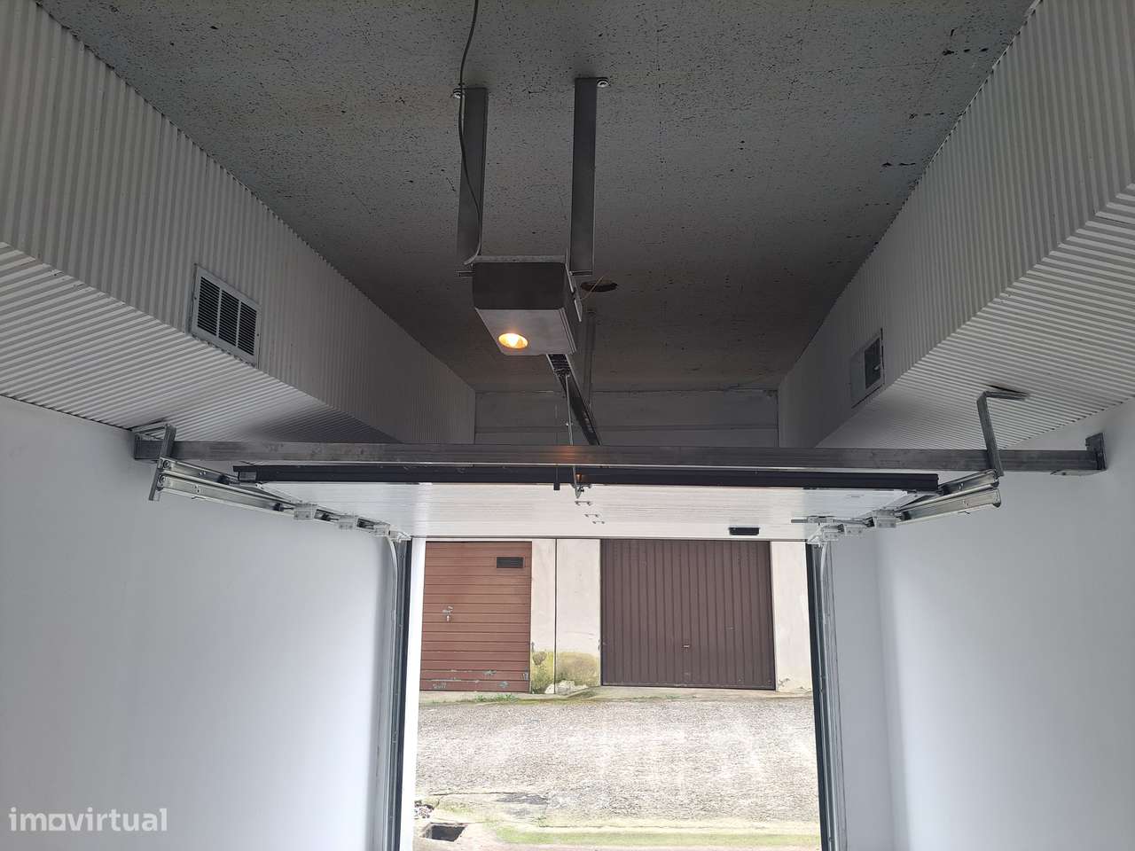 CENTRO CIDADE CHAVES APARTAMENTO T2 COM GARAGEM-13