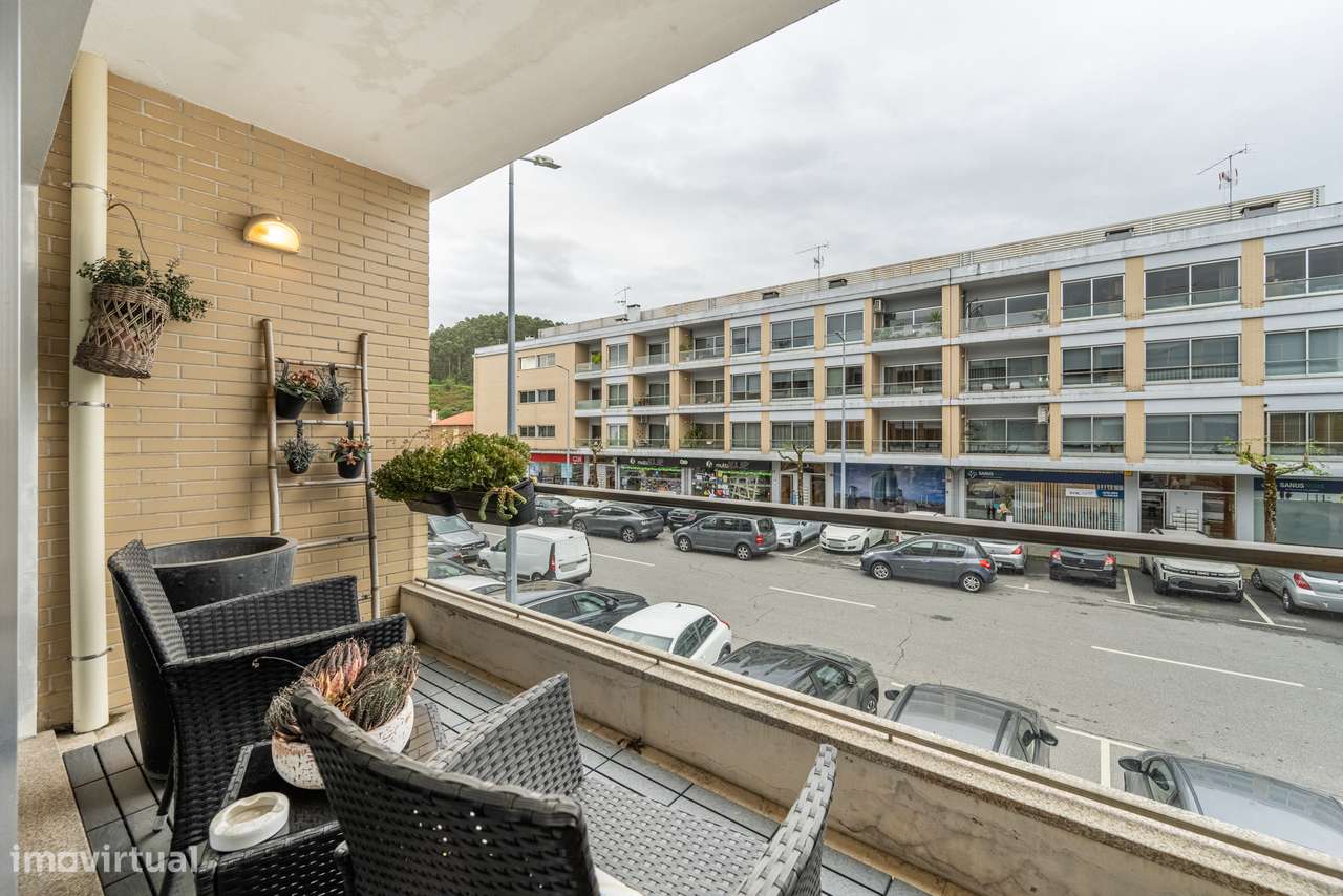Apartamento T3 renovado em Celeirós-8