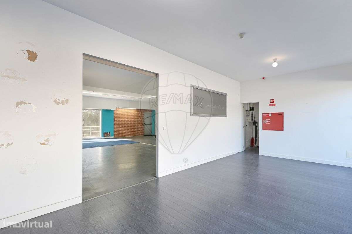 Armazém  para arrendamento - Grande imagem: 4/23