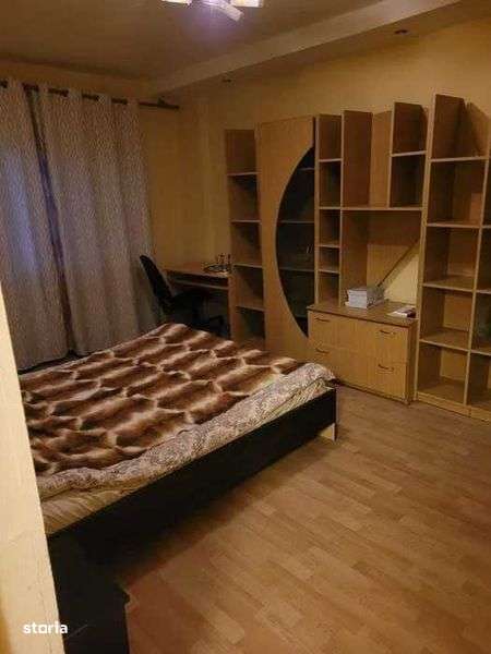 Inchiriez o camera pentru fete in CETATE - 75 euro/luna - Imagine principală: 4/7